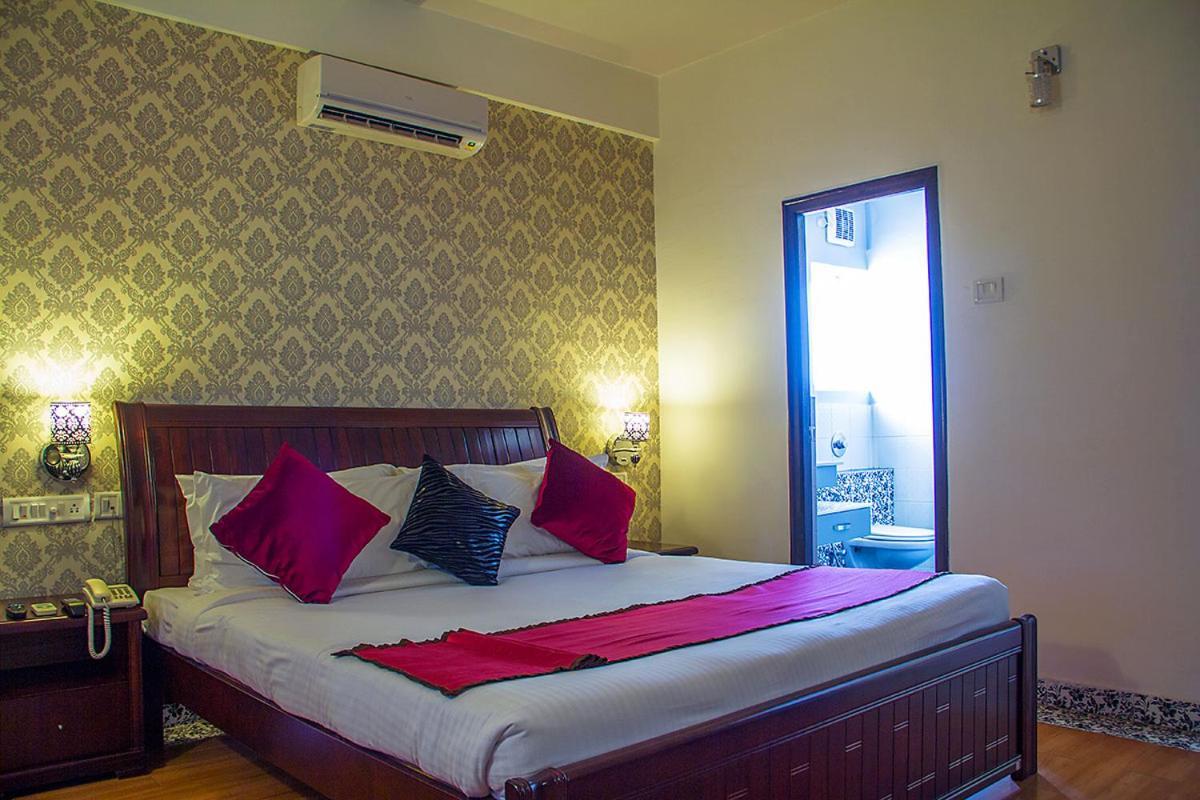 Orchid Suites - A Boutique Hotel Bangalore Off Residency Road Екстер'єр фото