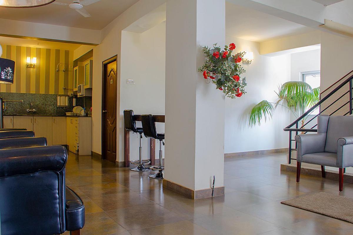 Orchid Suites - A Boutique Hotel Bangalore Off Residency Road Екстер'єр фото