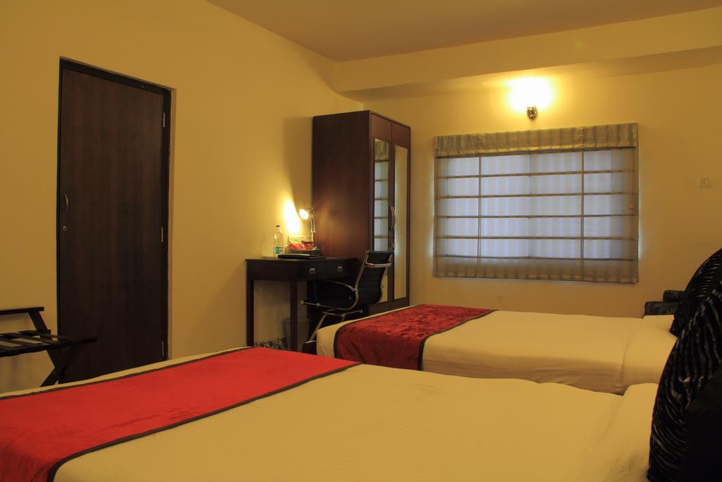 Orchid Suites - A Boutique Hotel Bangalore Off Residency Road Екстер'єр фото